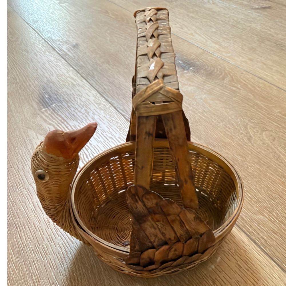 Vintage Wicker Goose Basket Hand Woven Bird Decorative Handle Brown Farmhouse